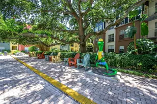 402 S Armenia Ave, Tampa, FL 33609 - Photo 48