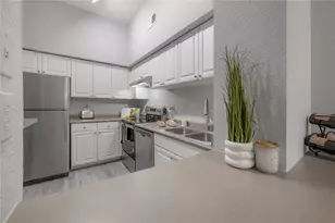 402 S Armenia Ave, Tampa, FL 33609 - Photo 10