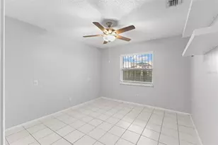 4471 W Humphrey St, Tampa, FL 33614 - Photo 22