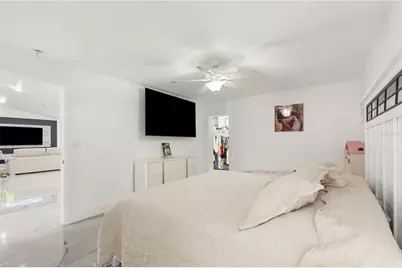 8019 N Gomez Avenue, Tampa, FL 33614 - Photo 34