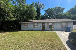 4365 Trout Dr SE, Saint Petersburg, FL 33705 - Photo 1