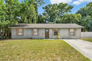 4365 Trout Dr SE, Saint Petersburg, FL 33705 - Photo 1