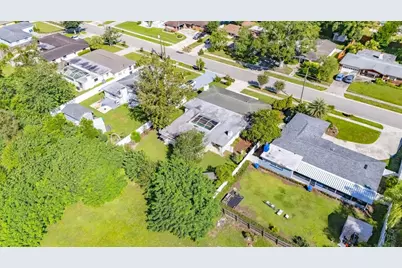 521 S Larry Circle, Brandon, FL 33511 - Photo 42