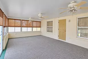4515 46th Ave N, Saint Petersburg, FL 33714 - Photo 50