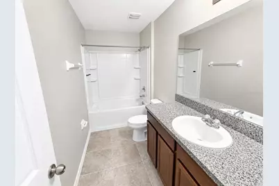 16844 Peaceful Valley Dr, Wimauma, FL 33598 - Photo 8