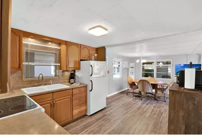 7880 54th Avenue N #17, Saint Petersburg, FL 33709 - Photo 8