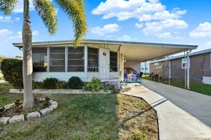 7880 54th Ave N, Saint Petersburg, FL 33709 - Photo 1