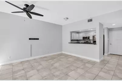 660 Delmar Terrace S, Saint Petersburg, FL 33701 - Photo 14