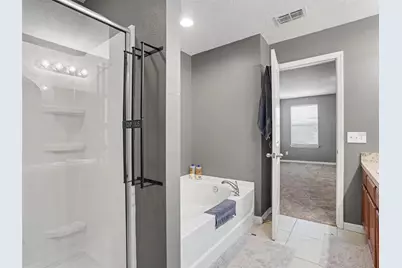 5660 Elsinore Way, Lakeland, FL 33805 - Photo 20