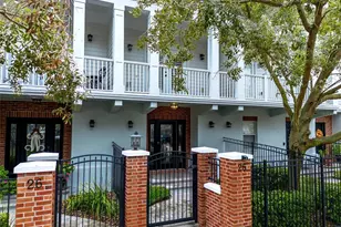 2442 W Mississippi Ave, Tampa, FL 33629 - Photo 2