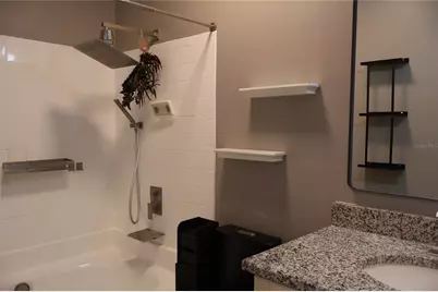 10024 Strafford Oak Court #823, Tampa, FL 33624 - Photo 6