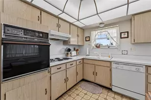 1607 Council Dr, Sun City Center, FL 33573 - Photo 12