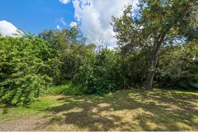 913 Westwinds Boulevard, Tarpon Springs, FL 34689 - Photo 38