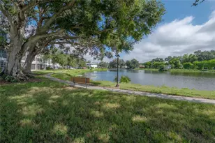 8055 112th St, Seminole, FL 33772 - Photo 26