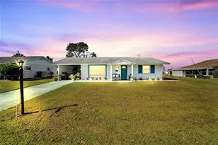1216 Hacienda Dr, Sun City Center, FL 33573 - Photo 1