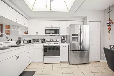 6399 Shoreline Drive #4305, Saint Petersburg, FL 33708 - Photo 4