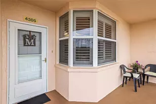 6399 Shoreline Dr, Saint Petersburg, FL 33708 - Photo 1