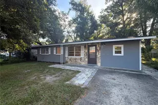 13732 21st St, Dade City, FL 33525 - Photo 1