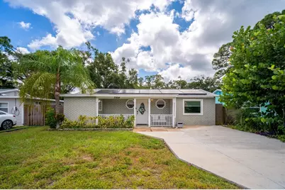 7954 49th Avenue N, Saint Petersburg, FL 33709 - Photo 2
