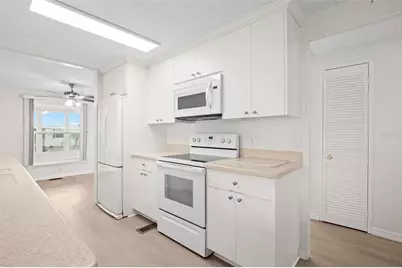 641 Mount Lancaster Avenue NE #637, Saint Petersburg, FL 33702 - Photo 16