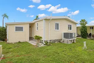 641 Mt Lancaster Ave NE, Saint Petersburg, FL 33702 - Photo 36