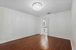 28710 Twinbrook Ln, Wesley Chapel, FL 33543 - Photo 16