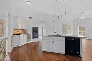 28710 Twinbrook Ln, Wesley Chapel, FL 33543 - Photo 12