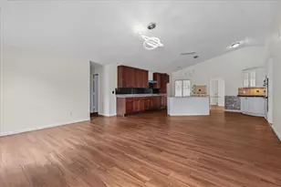 28710 Twinbrook Ln, Wesley Chapel, FL 33543 - Photo 14