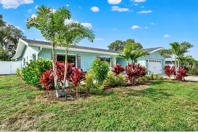 14380 Passage Way, Seminole, FL 33776 - Photo 48
