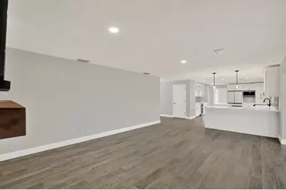 14380 Passage Way, Seminole, FL 33776 - Photo 16