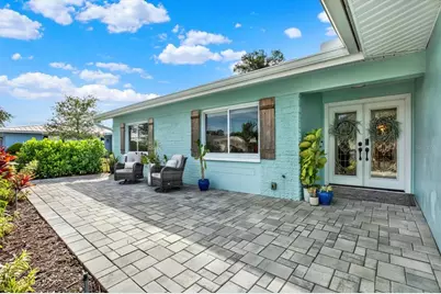 14380 Passage Way, Seminole, FL 33776 - Photo 4