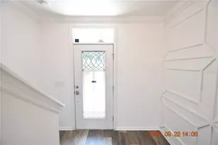 7697 Tuscan Bay Cir, Wesley Chapel, FL 33545 - Photo 2
