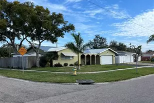 5893 34th Ave N, Saint Petersburg, FL 33710 - Photo 6
