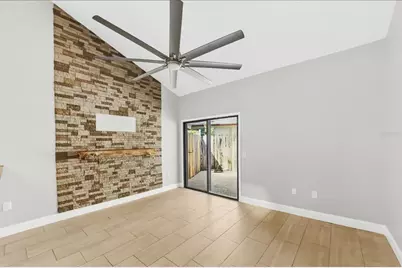 101 N Hill Avenue #2, Deland, FL 32724 - Photo 2