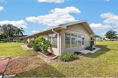 1904 Canterbury Lane #18, Sun City Center, FL 33573 - Photo 36