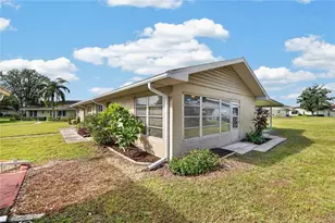 1904 Canterbury Ln, Sun City Center, FL 33573 - Photo 36
