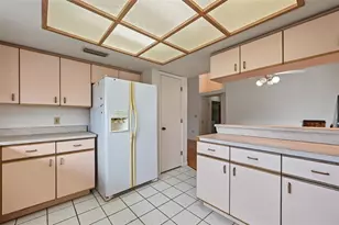 230 125th Ave, Treasure Island, FL 33706 - Photo 14