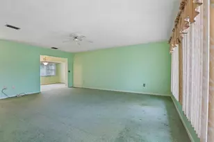 1722 W Del Webb Blvd, Sun City Center, FL 33573 - Photo 6