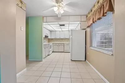 1722 W Del Webb Boulevard, Sun City Center, FL 33573 - Photo 14