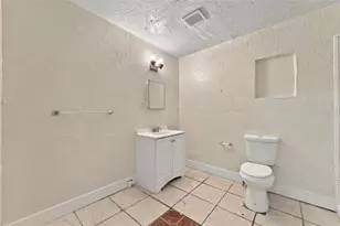 2500 11th Ave SE, Saint Petersburg, FL 33712 - Photo 20