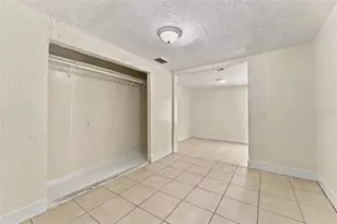 2500 11th Ave SE, Saint Petersburg, FL 33712 - Photo 16