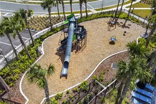 3883 Capri Coast Dr, Plant City, FL 33565 - Photo 12