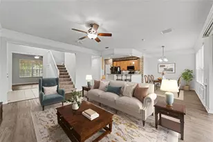 4635 Pond Ridge Dr, Riverview, FL 33578 - Photo 4
