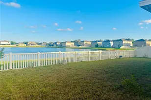 106 Cascade Bend Dr, Ruskin, FL 33570 - Photo 8