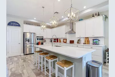 813 Old Windsor Way, Spring Hill, FL 34609 - Photo 14