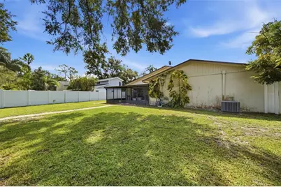 4609 Deerwalk Avenue, Tampa, FL 33624 - Photo 38