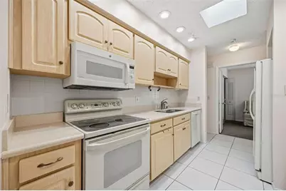 4609 Deerwalk Avenue, Tampa, FL 33624 - Photo 10