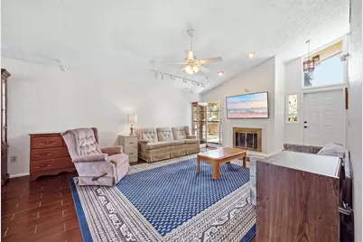 4609 Deerwalk Avenue, Tampa, FL 33624 - Photo 6