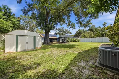 4609 Deerwalk Avenue, Tampa, FL 33624 - Photo 40