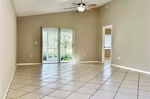 10431 Isleworth Ave, Tampa, FL 33647 - Photo 6